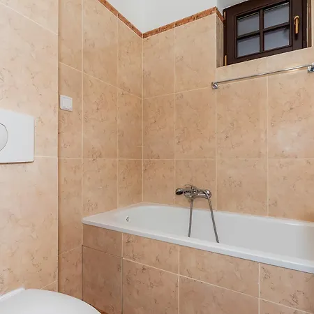 Premium Holiday House By Renters Wisełka