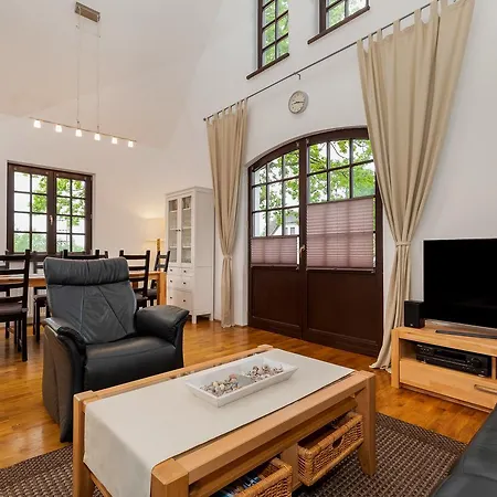 Premium Holiday House By Renters 別荘 Wisełka